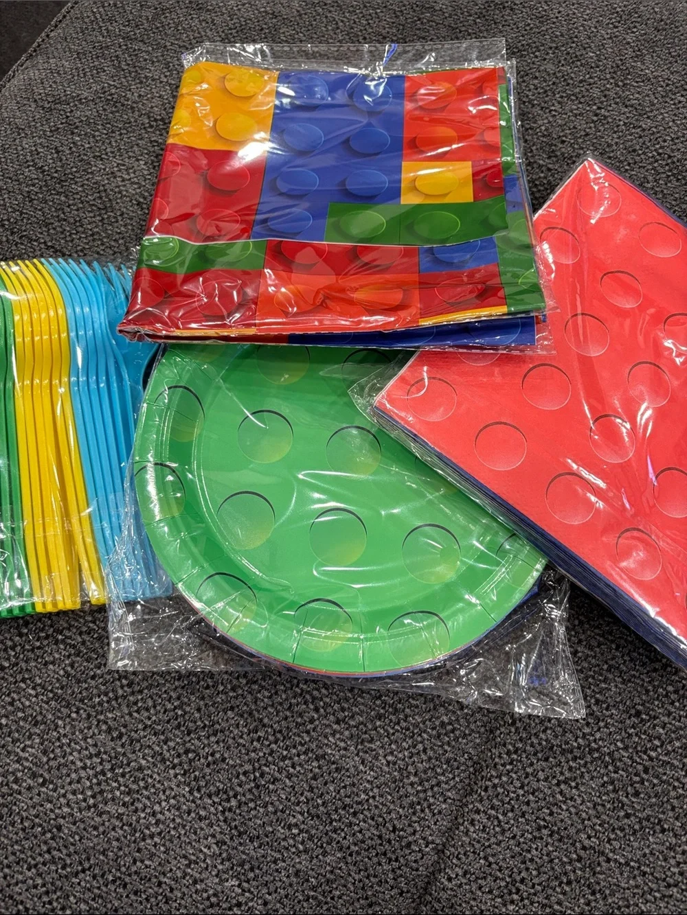 Building Block Party decorations